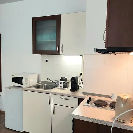 Comfort D12 Apartment